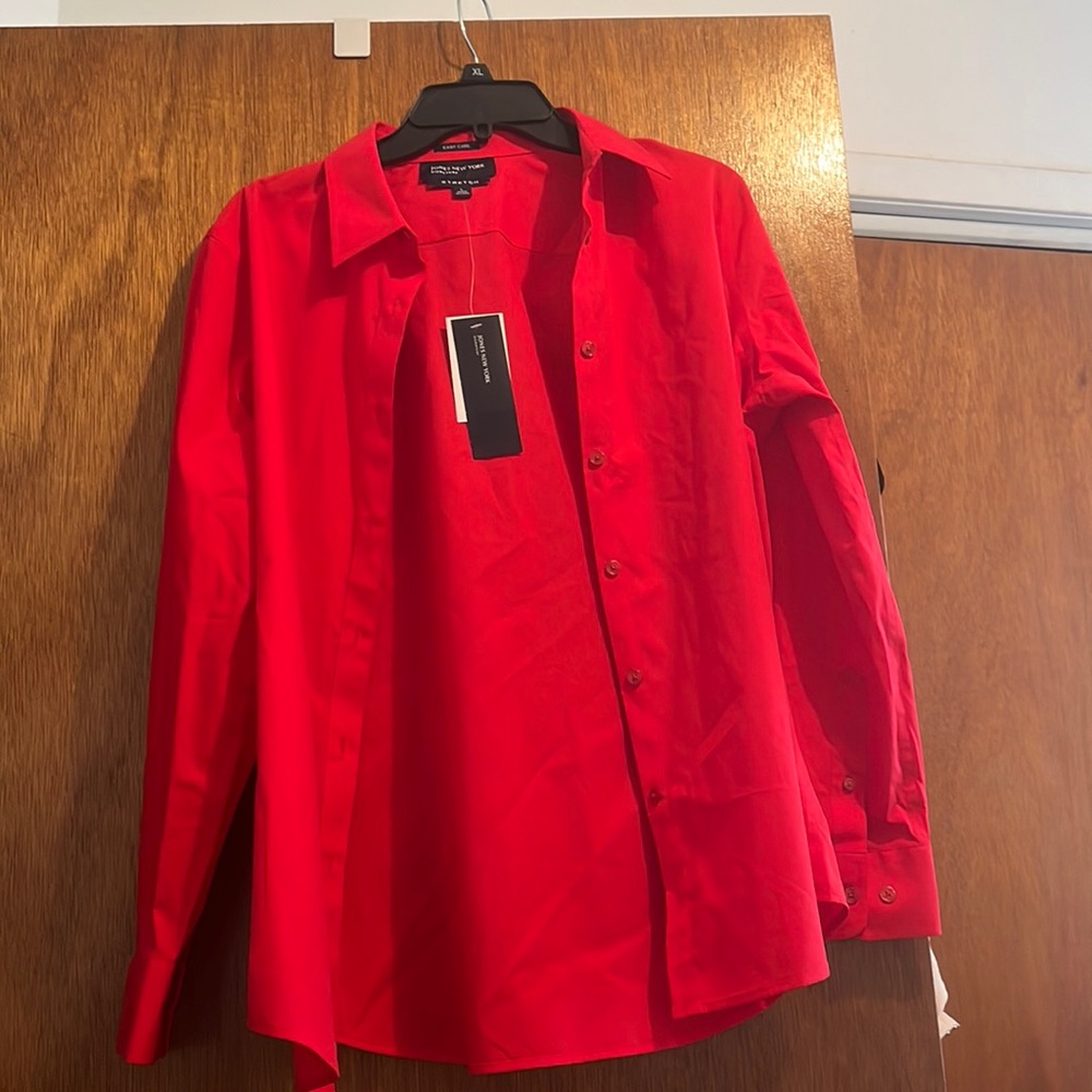 Shirt Red. Size L,